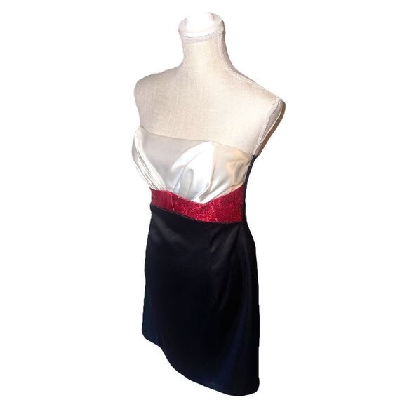 Jessica McClintock for Gunne Sax Strapless Cocktail Dress - Picture 4 of 15